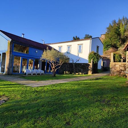 A Ribeira Do Tambre Hostal Troitosende Exterior foto