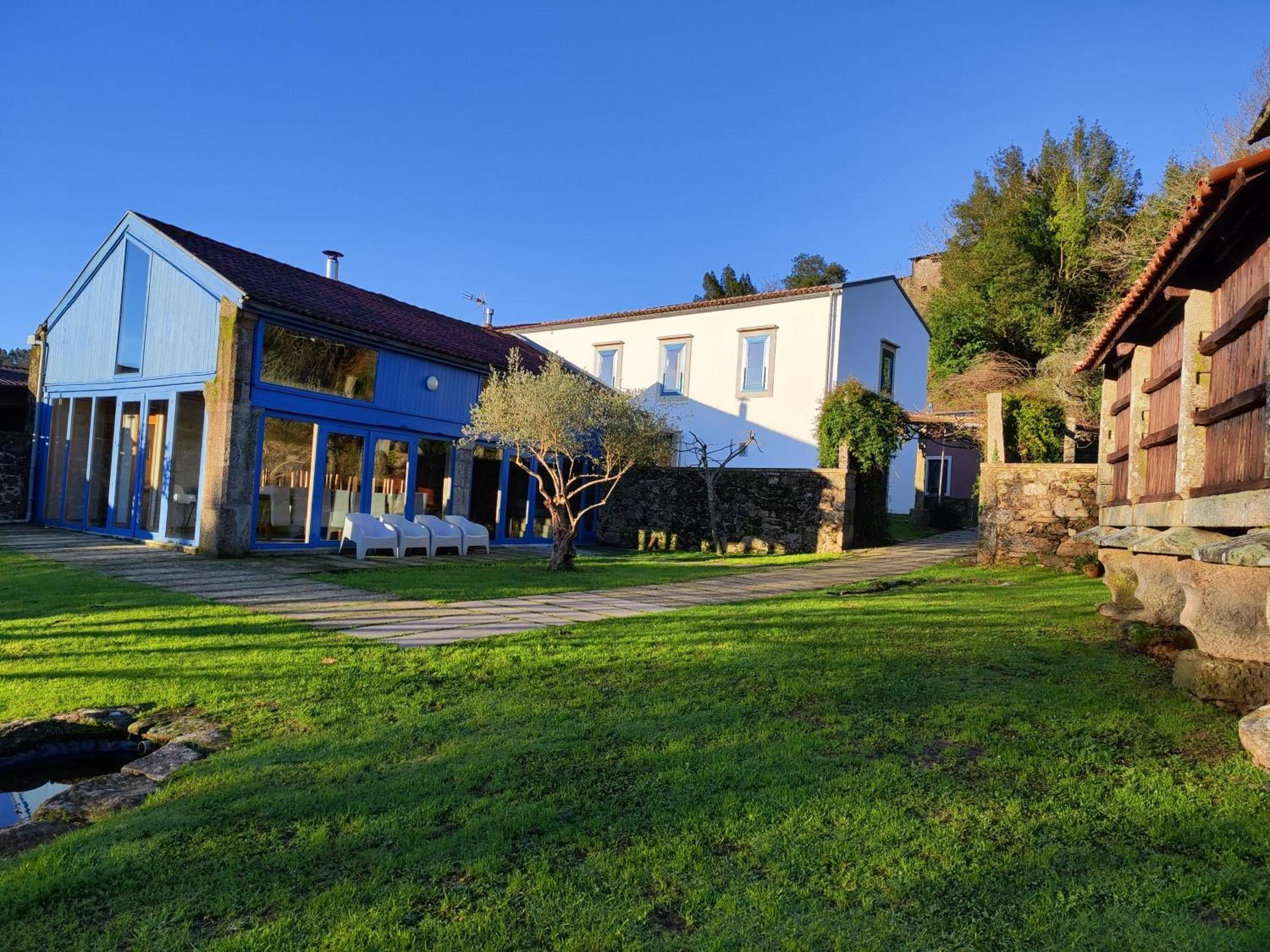 A Ribeira Do Tambre Hostal Troitosende Exterior foto